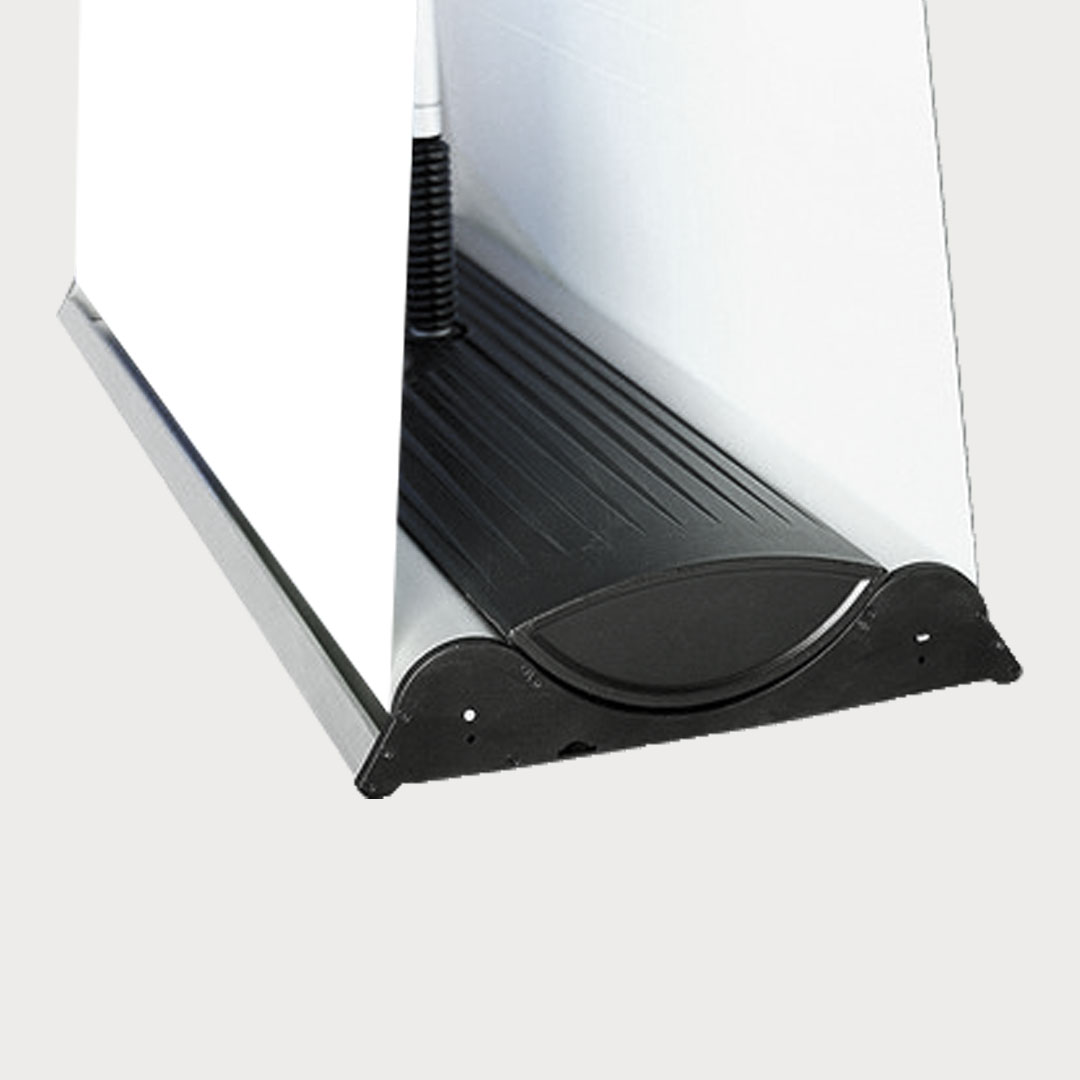 Nahaufnahme der Wasserbasis des Roll Up Waterbase Outdoor.